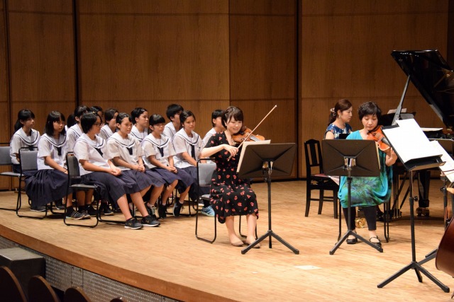 『シュガーホール音楽発見隊』中学生が音楽の魅力を生演奏で体感