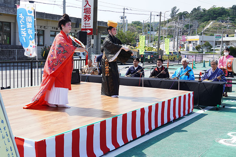 文化協会が恒例の「さんしんの日」イベント。　照喜名三味線店「なんじぃ三線」もお披露目（2022/03/04）