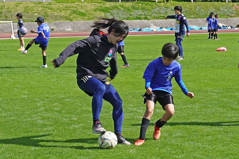 FCふじざくら山梨がサッカー教室を開催（2023/02/18）