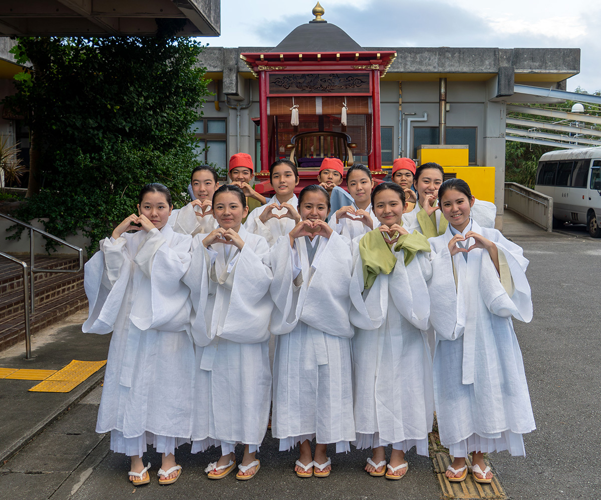 知念中の生徒12名が「御新下り」に出演（2025/10/25）