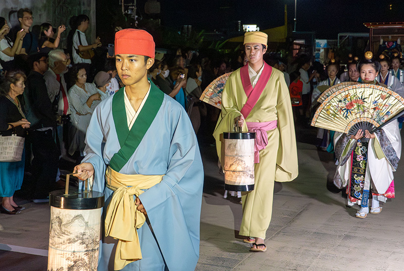 知念中の生徒12名が「御新下り」に出演（2025/10/25）