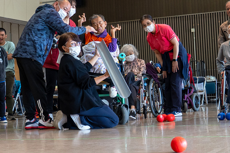 ボッチャで広がる笑顔と絆「南城市障がい者ふれあい交流会」（2025/11/20）