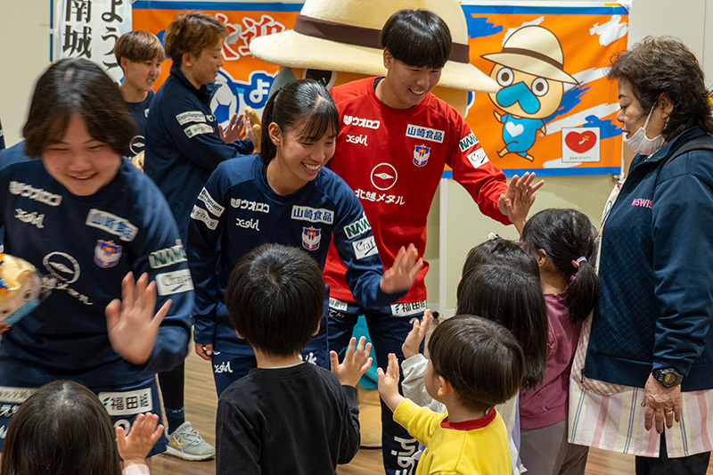 アルビレックス新潟レディースを歓迎！3年連続のトレーニングキャンプがスタート（2026/01/27）