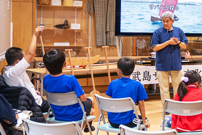 奥武島の伝統を次世代へ。「奥武島サバニ文化講演会」を開催（2025/12/25）