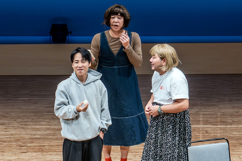 シュガーホールが笑いの渦に！「よしもとお笑いライブ」（2026/02/11）